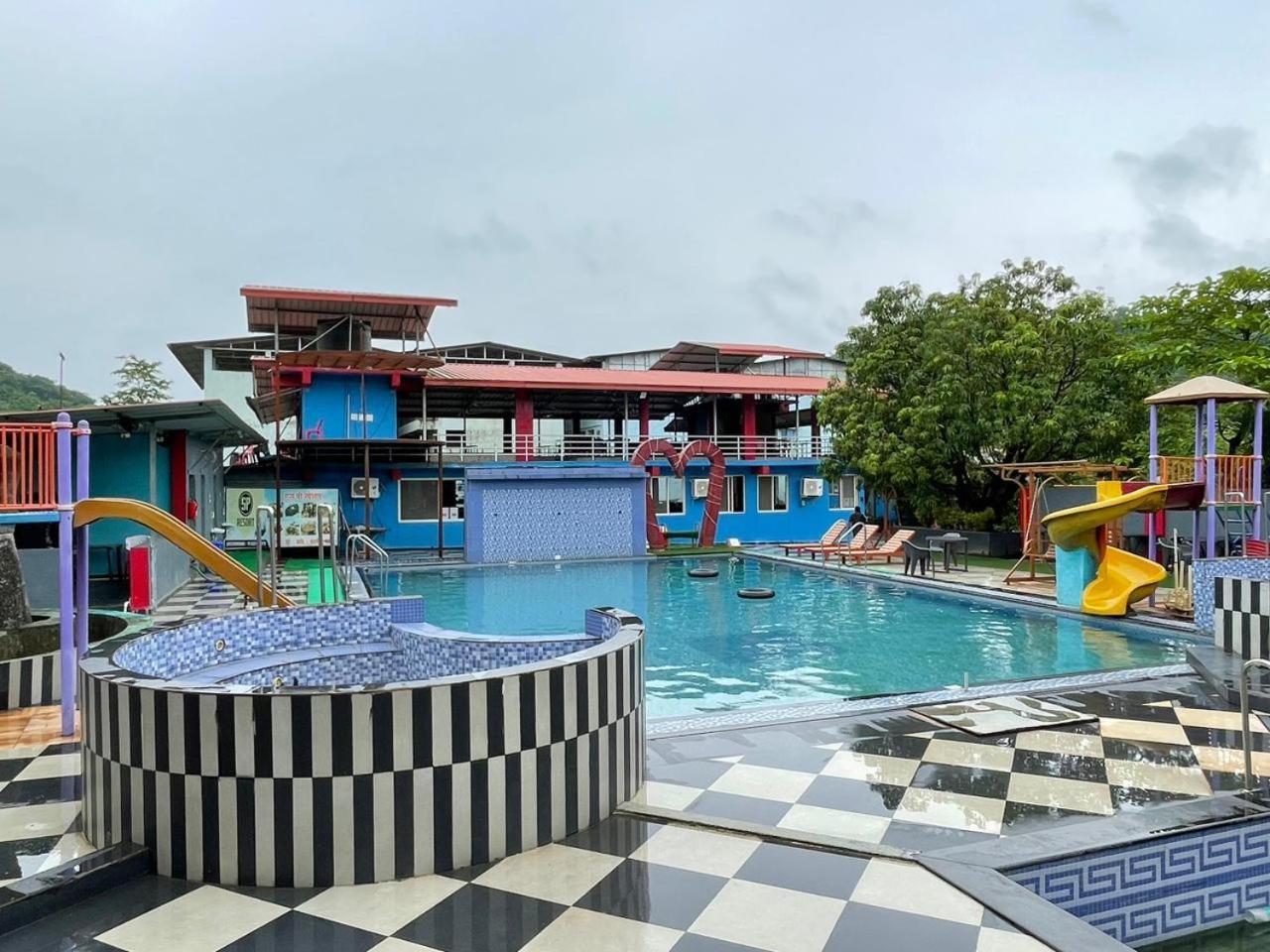 Wayfare Sp Resort ปันเวล ภายนอก รูปภาพ