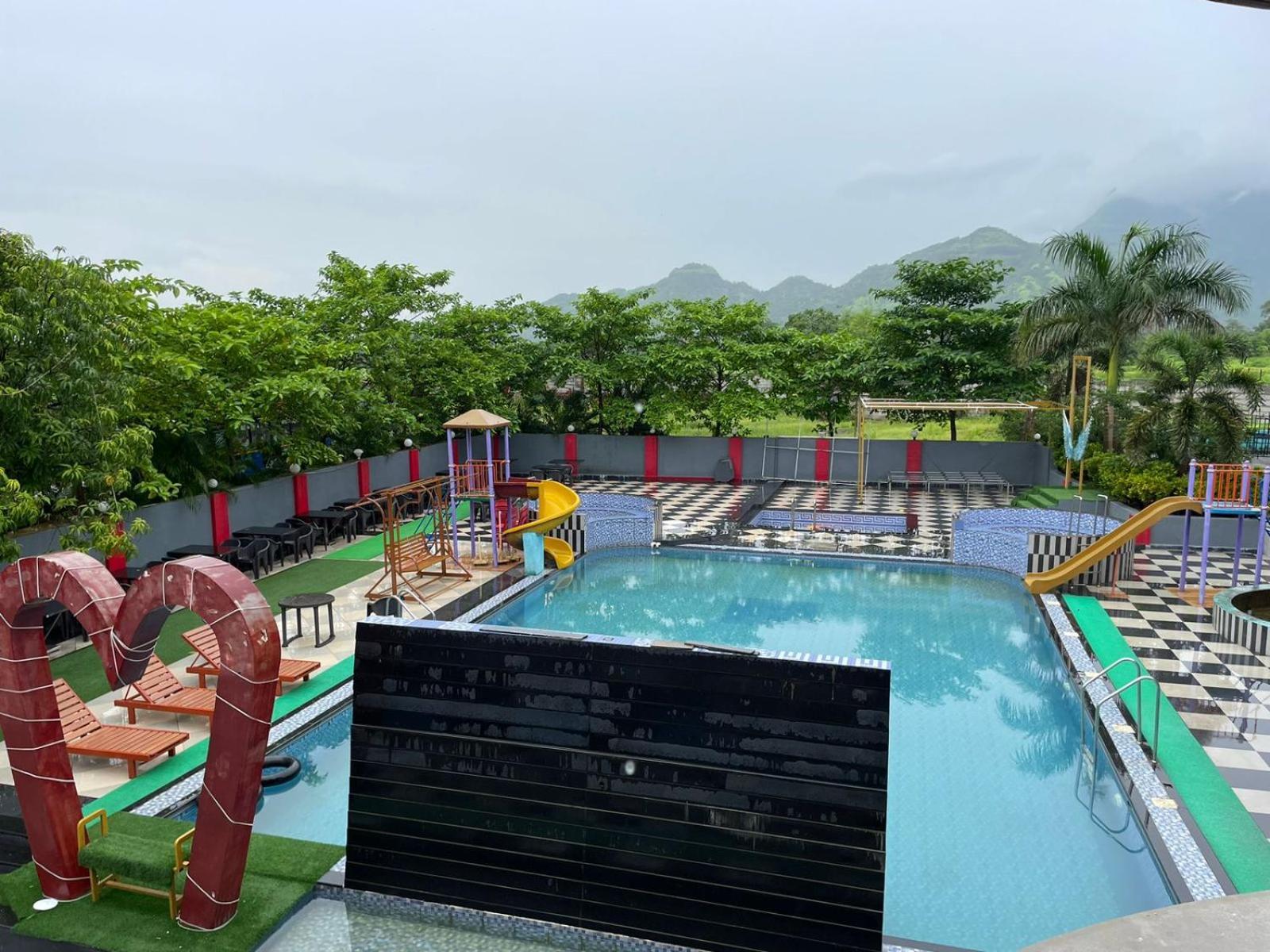 Wayfare Sp Resort ปันเวล ภายนอก รูปภาพ