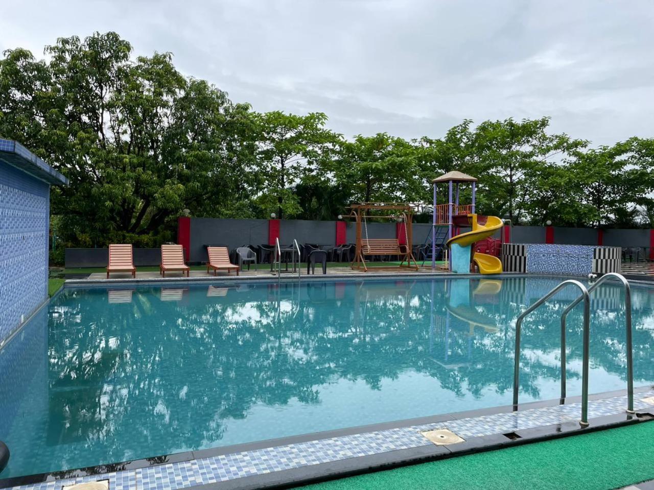 Wayfare Sp Resort ปันเวล ภายนอก รูปภาพ